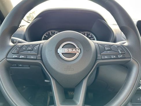 New 2025 Nissan Sentra S image 17