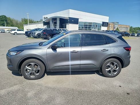 Used 2025 Ford Escape ST-Line AWD/4WD image 4