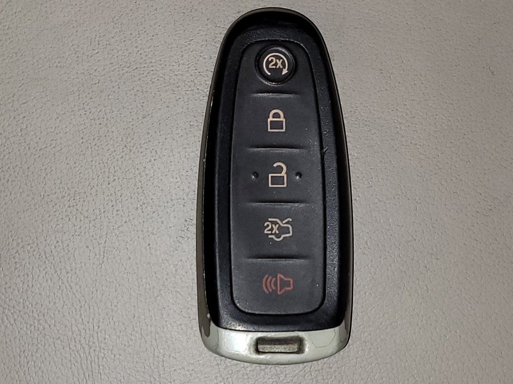 Used 2017 Ford Escape Titanium w/ Equipment Group 301A FWD image 32