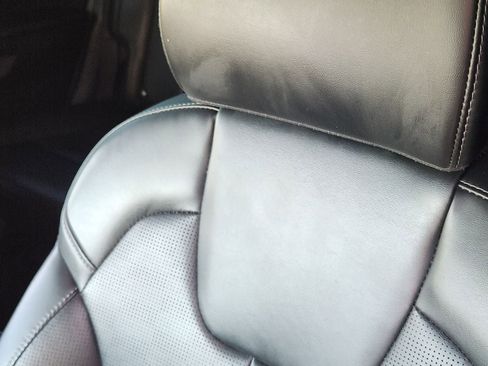 Used 2025 Kia Sorento S w/ Panoramic Sunroof Package image 14