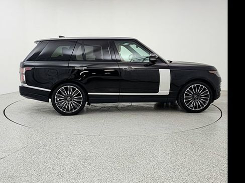 Used 2021 Land Rover Range Rover Autobiography image 4