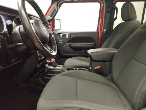 Used 2021 Jeep Wrangler Unlimited Sport AWD/4WD image 17