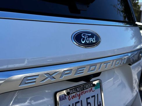 Used 2021 Ford Expedition Max Platinum AWD/4WD image 7