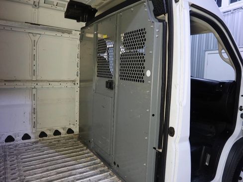 Used 2018 RAM ProMaster 2500 FWD image 16