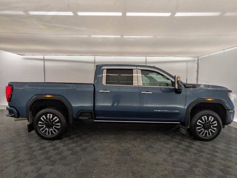 Used 2024 GMC Sierra 2500 Denali Ultimate image 7