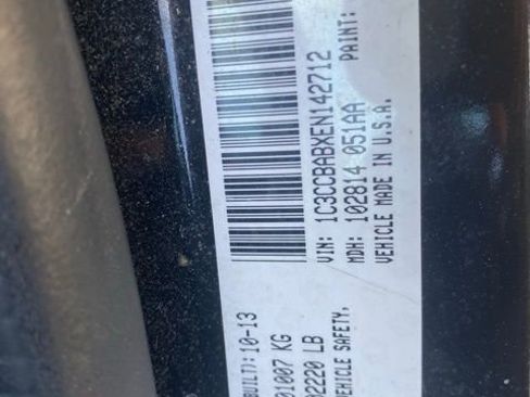 Used 2014 Chrysler 200 LX image 22