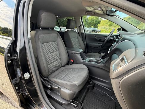 Used 2020 Chevrolet Equinox LT w/ Driver Convenience Package AWD/4WD image 42