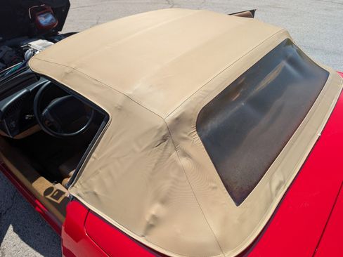 Used 1990 Chevrolet Corvette Convertible RWD image 82
