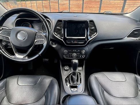 Used 2020 Jeep Cherokee Limited AWD/4WD image 15