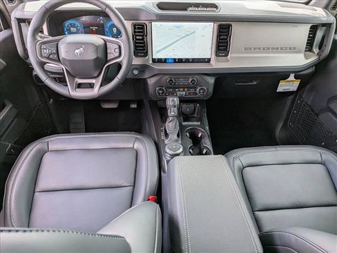 New 2026 Ford Bronco Outer Banks AWD/4WD image 13