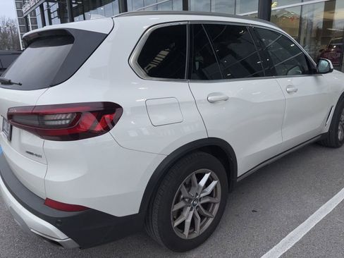 Used 2021 BMW X5 xDrive40i w/ Convenience Package image 4