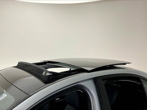 New 2026 Mercedes-Benz E 450 4MATIC Sedan image 24