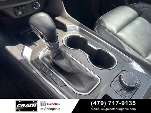 Used 2023 Chevrolet Traverse Premier AWD/4WD image 19