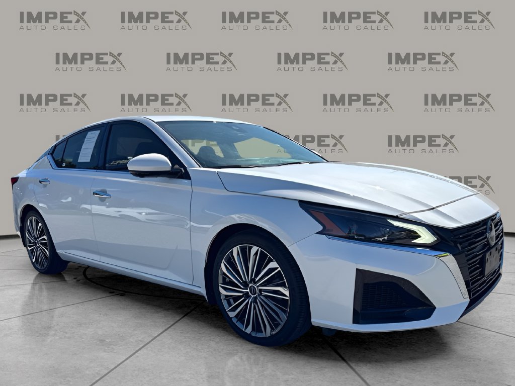 Used 2024 Nissan Altima 2.5 SL FWD image 7