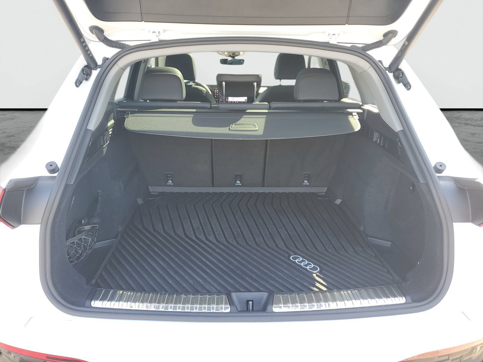 Used 2025 Audi Q5 Premium w/ Convenience Package AWD/4WD image 8
