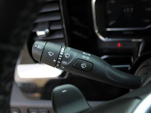 Used 2024 GMC Sierra 1500 SLT w/ SLT Premium Plus Package image 8