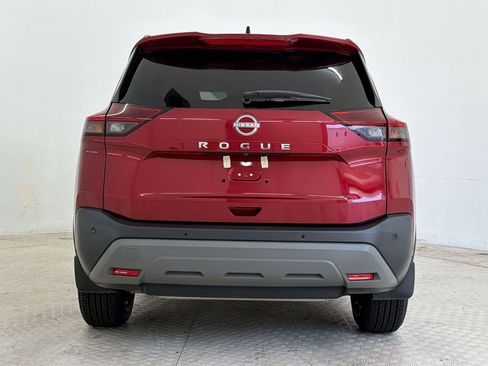 Used 2023 Nissan Rogue S FWD image 10