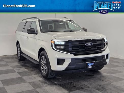 New 2026 Ford Expedition Max Active RWD image 2