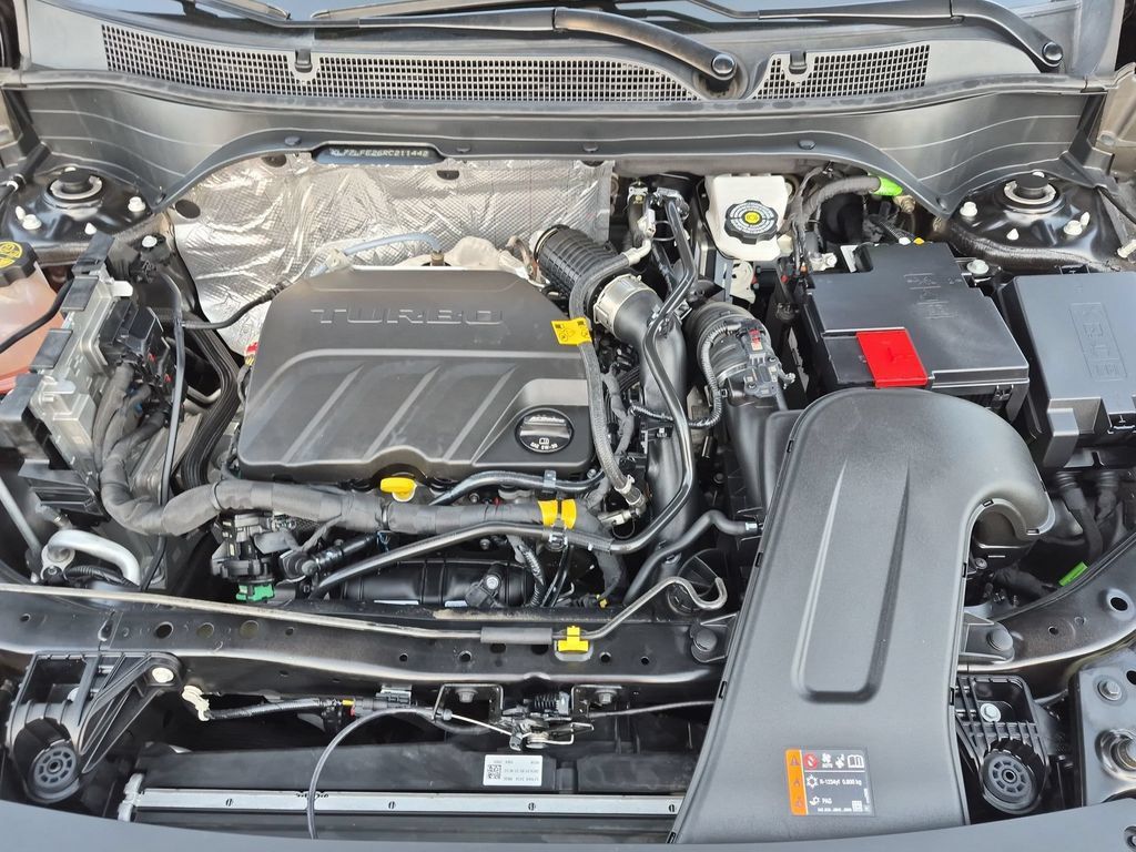 Certified 2024 Chevrolet Trax LS FWD image 24