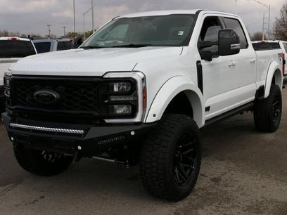 New 2026 Ford F250 Lariat w/ Black Appearance Package