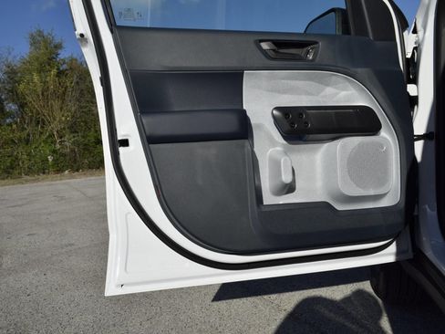 New 2026 Ford Maverick XLT image 19