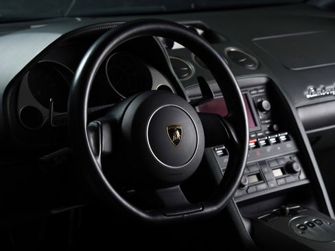 Used 2006 Lamborghini Gallardo image 21