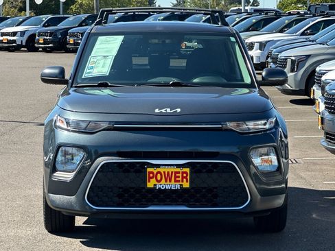Used 2022 Kia Soul LX FWD image 9