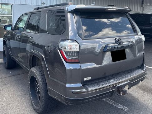 Used 2019 Toyota 4Runner Limited AWD/4WD image 2