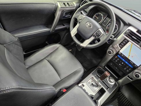 Used 2022 Toyota 4Runner Limited image 17