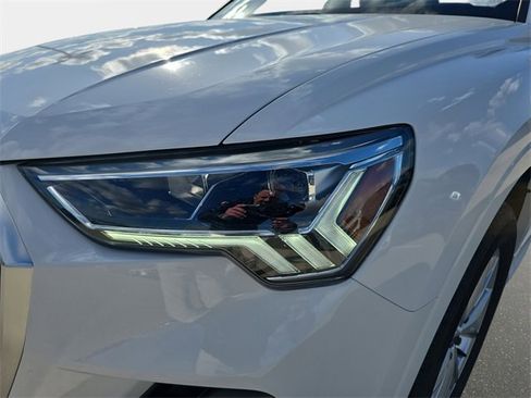 Certified 2024 Audi Q3 2.0T Premium Plus image 33