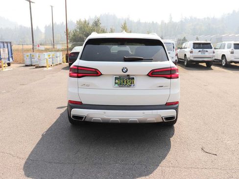 Used 2019 BMW X5 xDrive40i w/ Premium Package 2 AWD/4WD image 6