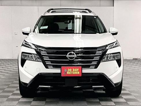 New 2025 Nissan Rogue Platinum AWD/4WD image 16