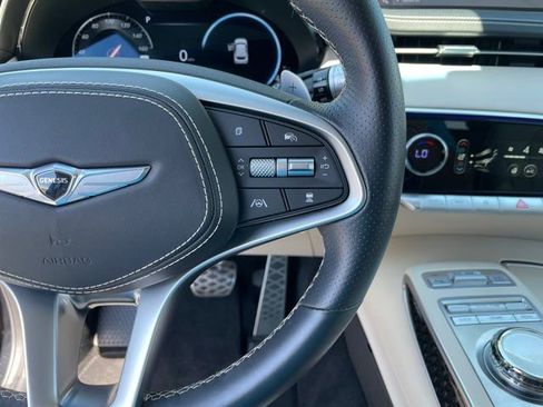 Used 2023 Genesis GV70 3.5T Sport w/ Sport Prestige Package AWD/4WD image 11