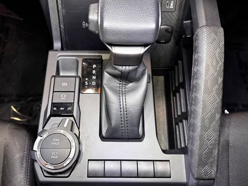 Certified 2024 Toyota Tacoma SR5 image 42