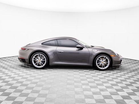 Certified 2024 Porsche 911 Carrera image 8