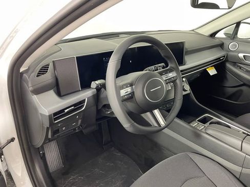 New 2026 Hyundai Sonata SEL image 2