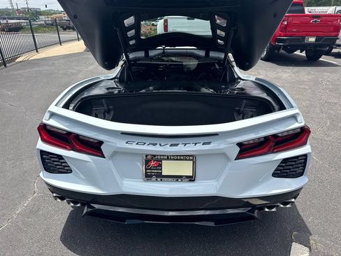 Used 2024 Chevrolet Corvette Stingray Coupe w/ 1LT RWD image 17