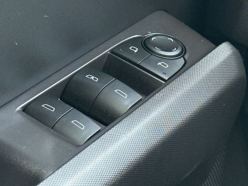 Used 2023 Chevrolet Colorado Trail Boss w/ LPO, Skid Plate Package AWD/4WD image 18