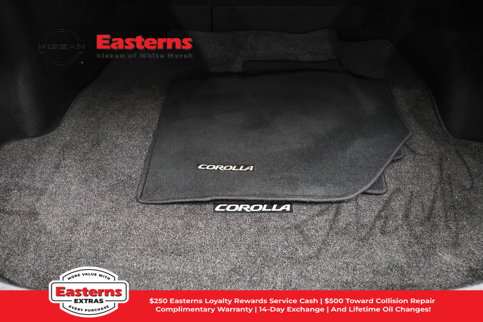 Used 2023 Toyota Corolla LE w/ Carpet Mat Package (TMS) FWD image 11