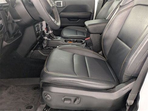 Used 2024 Jeep Wrangler Sahara w/ Technology Group image 12