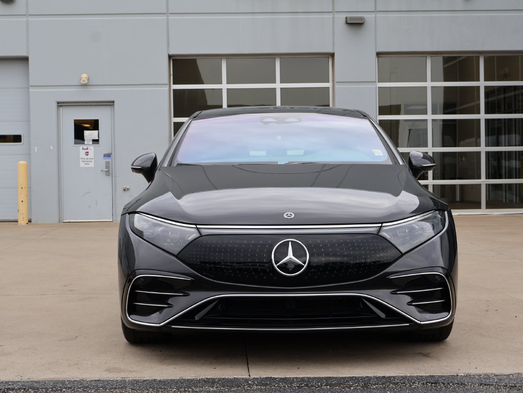 Certified 2024 Mercedes-Benz EQS 580 4MATIC Sedan image 2