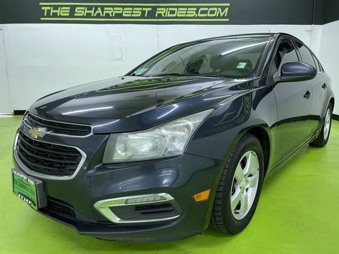 Used 2016 Chevrolet Cruze LT image 5