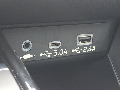 Certified 2025 Subaru Outback Limited AWD/4WD image 24
