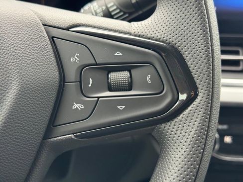 Used 2026 Chevrolet Trax LT image 17