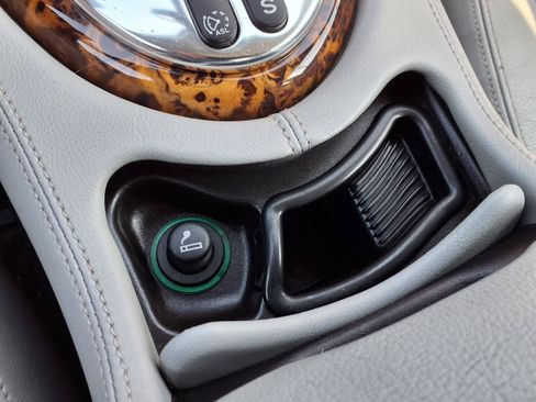 Used 2005 Jaguar XK8 Coupe RWD image 6