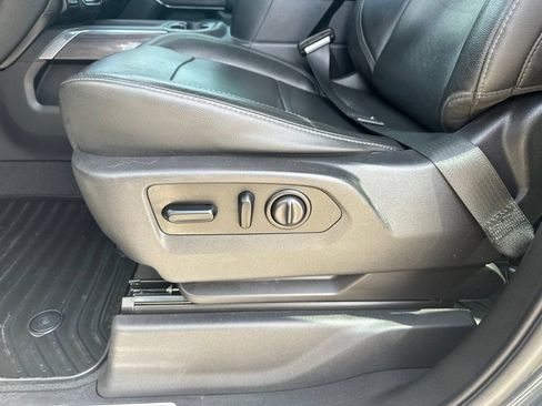 Used 2019 Chevrolet Silverado 1500 LTZ w/ LTZ Plus Package AWD/4WD image 14