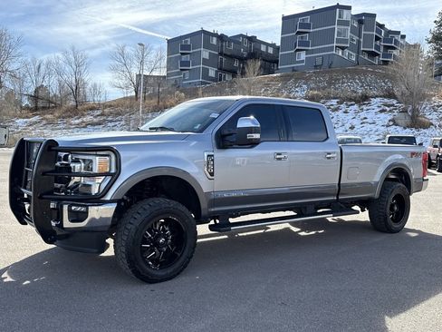 Used 2021 Ford F350 Lariat w/ Lariat Ultimate Package image 3