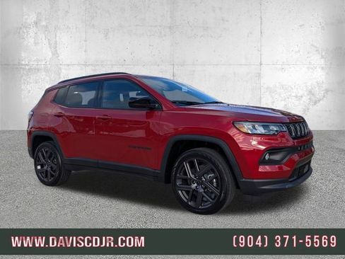 New 2026 Jeep Compass Latitude AWD/4WD image 1
