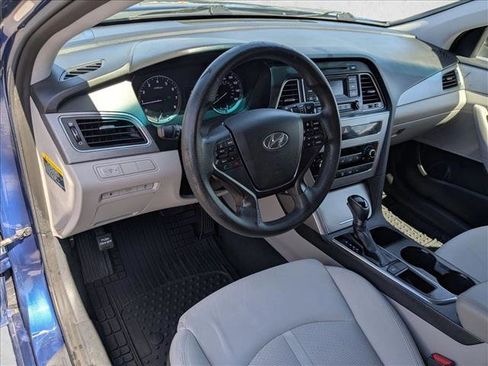 Used 2015 Hyundai Sonata SE FWD image 10