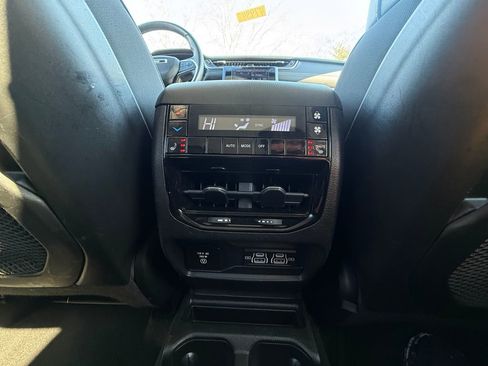 Used 2021 Jeep Grand Cherokee L Limited image 29